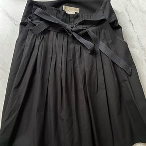 Michael Kors black pleated skirt